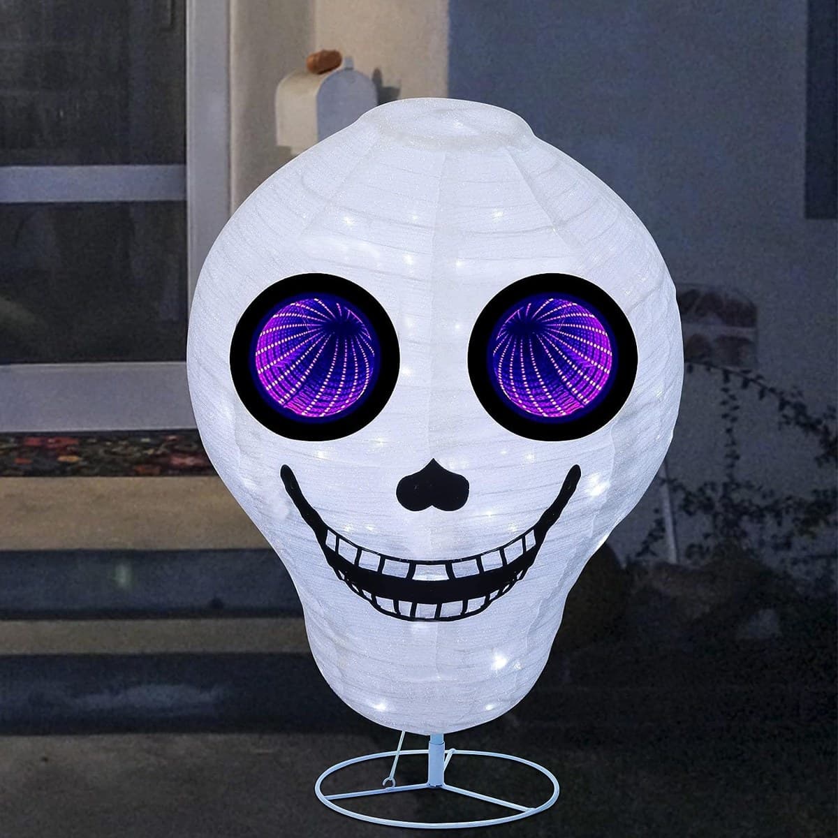 ATDAWN 2.6 ft Pre-Lit Light Up Skull, Halloween Collapsible Outdoor Decoration