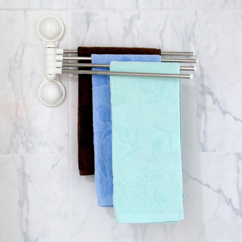 Evelyne GMT10072 Swivel Towel Bars with 4 Swing Out Arms for Bath Towel, Wash Cloth, and Hand Towel